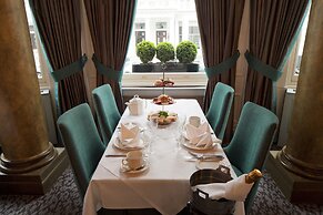 Gem Strathmore Hotel