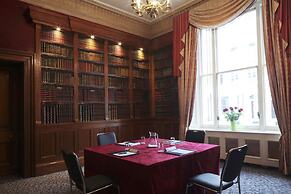 Gem Strathmore Hotel