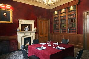 Gem Strathmore Hotel