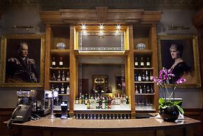 Gem Strathmore Hotel