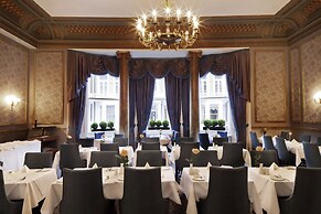 Gem Strathmore Hotel