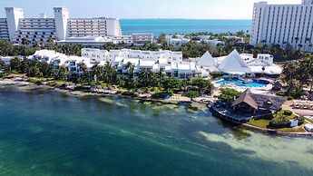 Sunset Marina Resort & Yacht Club