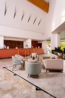 Sunset Marina Resort & Yacht Club