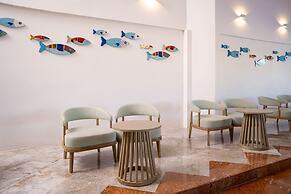 Sunset Marina Resort & Yacht Club