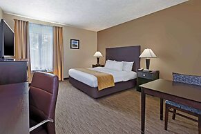 Comfort Inn Whitehall near Michigan's Adventure