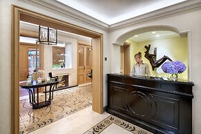 Four Seasons Hotel Prague