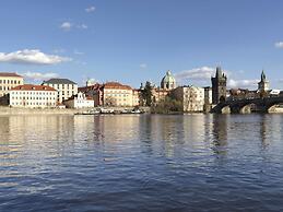 Four Seasons Hotel Prague