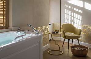 Four Seasons Hotel Prague