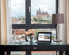 Four Seasons Hotel Prague