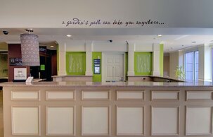 Hilton Garden Inn Norwalk