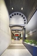 ibis Melbourne Hotel and Apartments