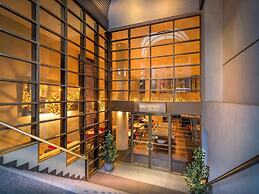 ibis Melbourne Hotel and Apartments