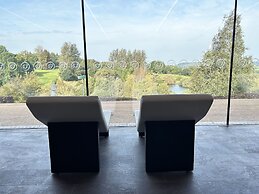 Hellidon Lakes Golf & Spa Hotel