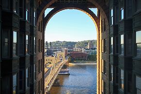 Renaissance Pittsburgh Hotel