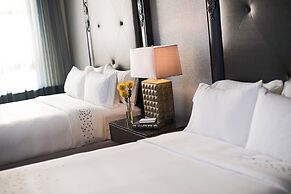 Renaissance Pittsburgh Hotel