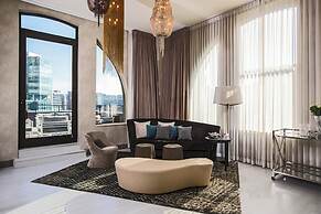 Renaissance Pittsburgh Hotel