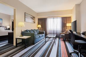 Courtyard by Marriott New York JFK Airport