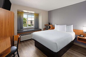 Microtel Inn & Suites by Wyndham Ann Arbor
