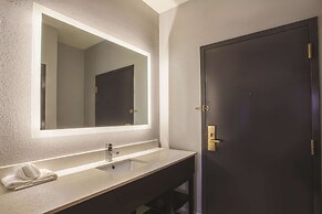 La Quinta Inn & Suites by Wyndham Knoxville East