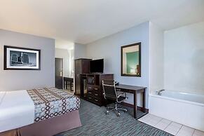 La Quinta Inn & Suites by Wyndham Knoxville East