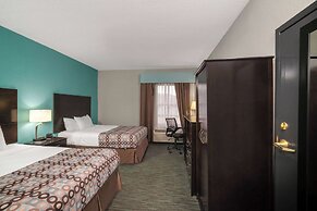 La Quinta Inn & Suites by Wyndham Knoxville East