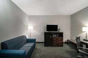 La Quinta Inn & Suites by Wyndham Knoxville East