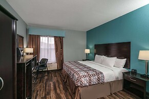 La Quinta Inn & Suites by Wyndham Knoxville East