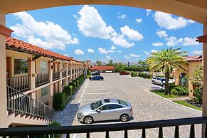 La Fiesta Ocean Inn And Suites