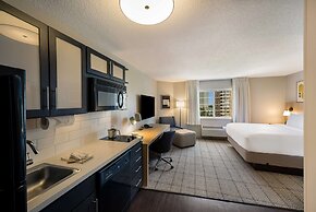 Sonesta Simply Suites Jersey City