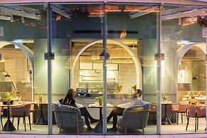St. James' Court, A Taj Hotel, London