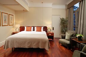 St. James' Court, A Taj Hotel, London