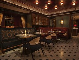 St. James' Court, A Taj Hotel, London