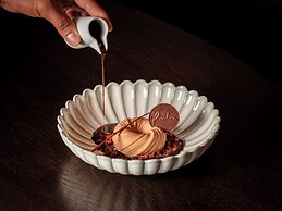 St. James' Court, A Taj Hotel, London