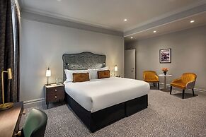 St. James' Court, A Taj Hotel, London