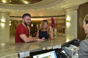 Regency Palace Hotel