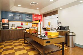 Hampton Inn Hutchinson