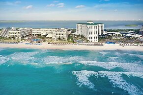 JW Marriott Cancun Resort & Spa