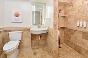 OUTRIGGER Kauaʻi Beach Resort & Spa