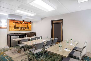 AmericInn by Wyndham Duluth South Black Woods Event Center