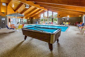 AmericInn by Wyndham Duluth South Black Woods Event Center