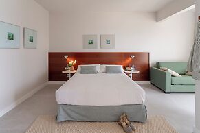 Prestige Victoria Hotel