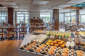 Prestige Victoria Hotel