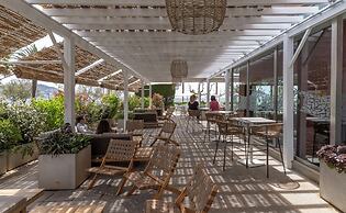 Prestige Victoria Hotel