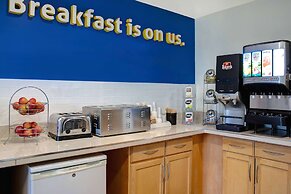 Days Inn by Wyndham Whitecourt