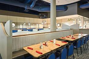 Canad Inns Destination Centre Club Regent Casino Hotel