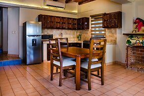 Castillo Blarney Inn