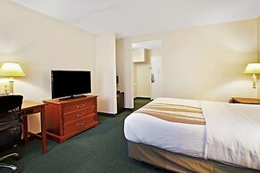 La Quinta Inn by Wyndham Detroit Canton