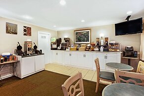 La Quinta Inn by Wyndham Detroit Canton