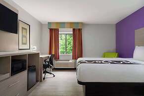 La Quinta Inn by Wyndham Birmingham - Inverness