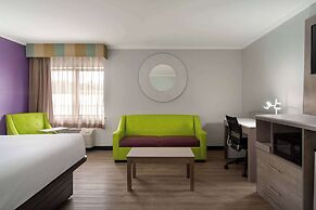 La Quinta Inn by Wyndham Birmingham - Inverness